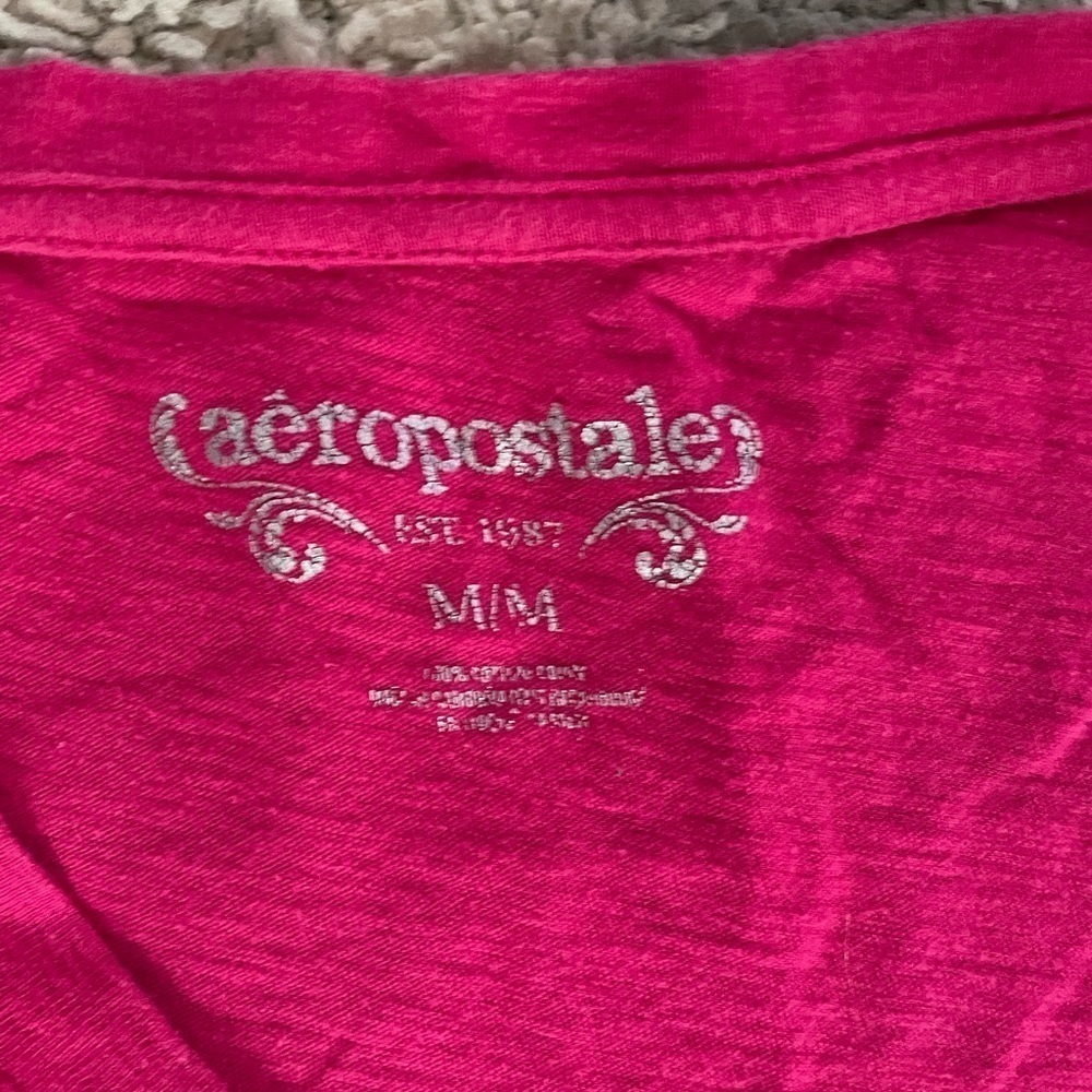 Aeropostale pink womens tee shirt - Picture 2 of 2